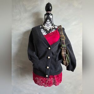 CAbi Snap Front Cultured Pearl Button Cardigan Sweater Sz S Grey Relaxed